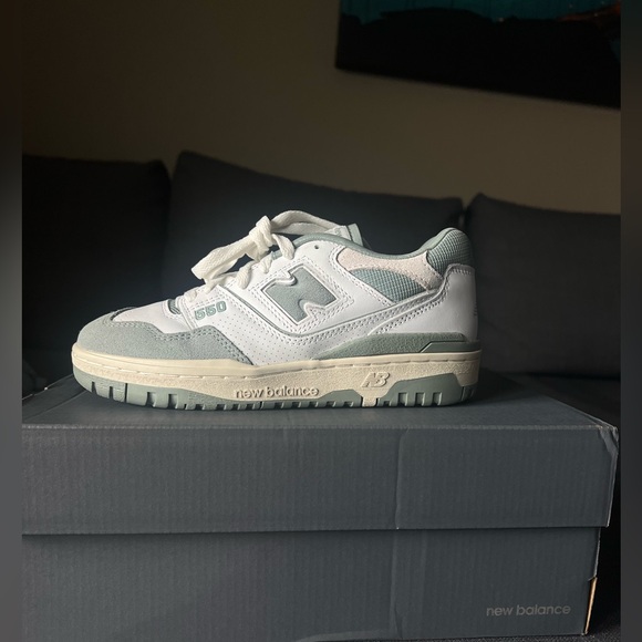 New Balance 550 Juniper - Picture 4 of 4